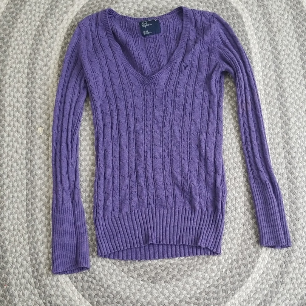 American eagle sweater